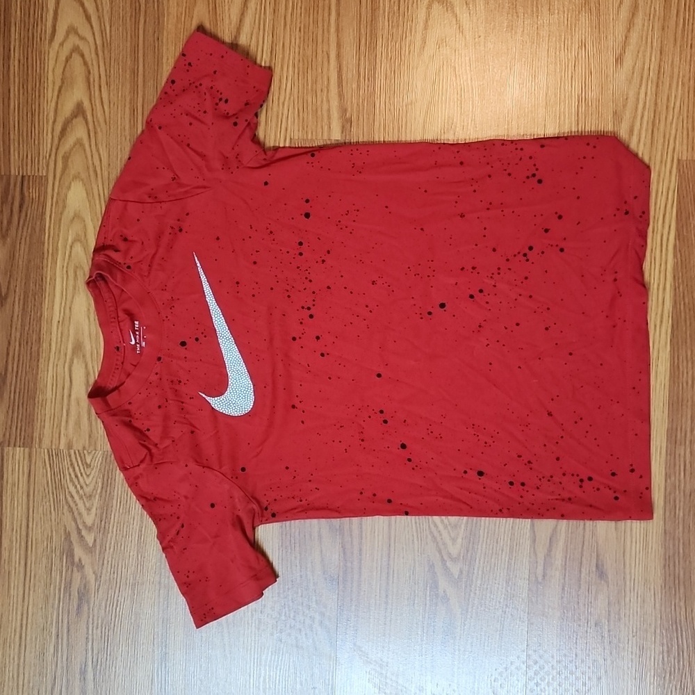 Nike Dri Fit Red and black T.shirt size large